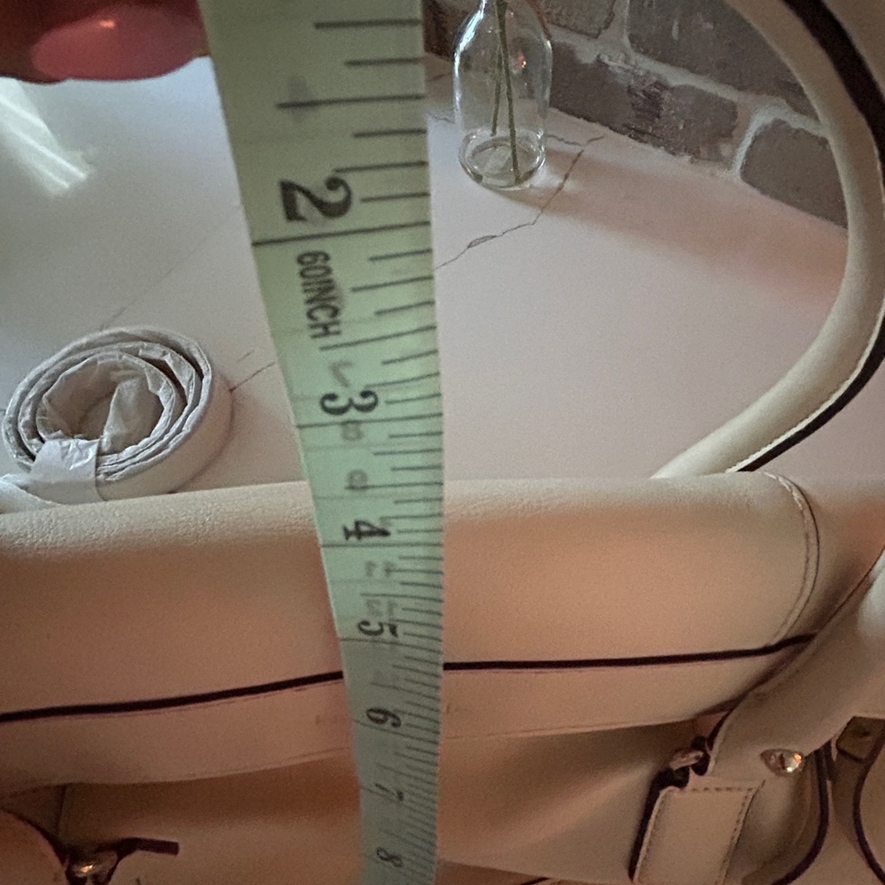 USED Kate Spade Cream Leather Shoulder Bag with Top Handles - Picture 13 of 16